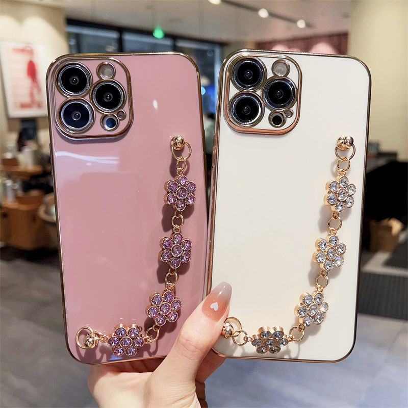 Rhinestone bracelet for Apple phone case